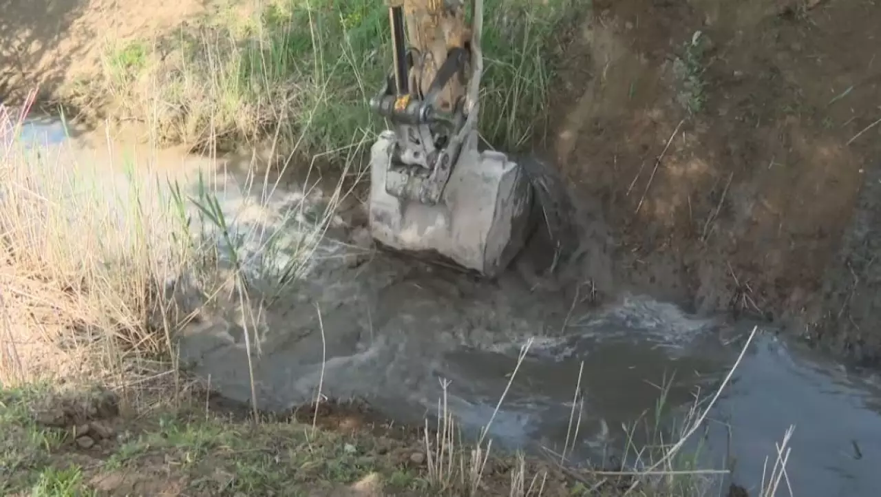 Шымкентте су арналарын тазарту басталды