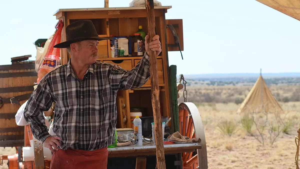 Ковбой-повар заявляет, что телефоны и экраны за ужином разрывают американские семьи.