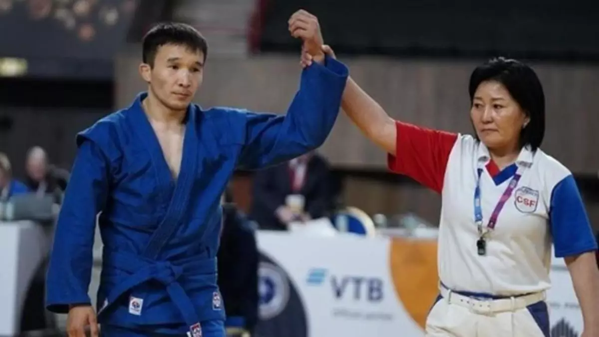 Арнур Куатай стал победителем этапа Кубка мира по боевому самбо в Ереване