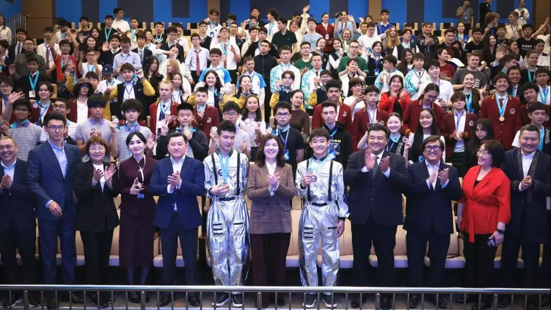 "Ғылым әлемін ашамыз" байқауында 22 мектеп оқушысы бірінші орын алды.