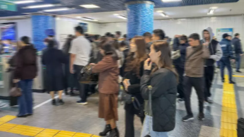 Зейнетке ерте, ал жұмысқа алмайды. Еңбек нарығында “есептен шығып қалған“ 40+ жастағы қазақстандықтар туралы