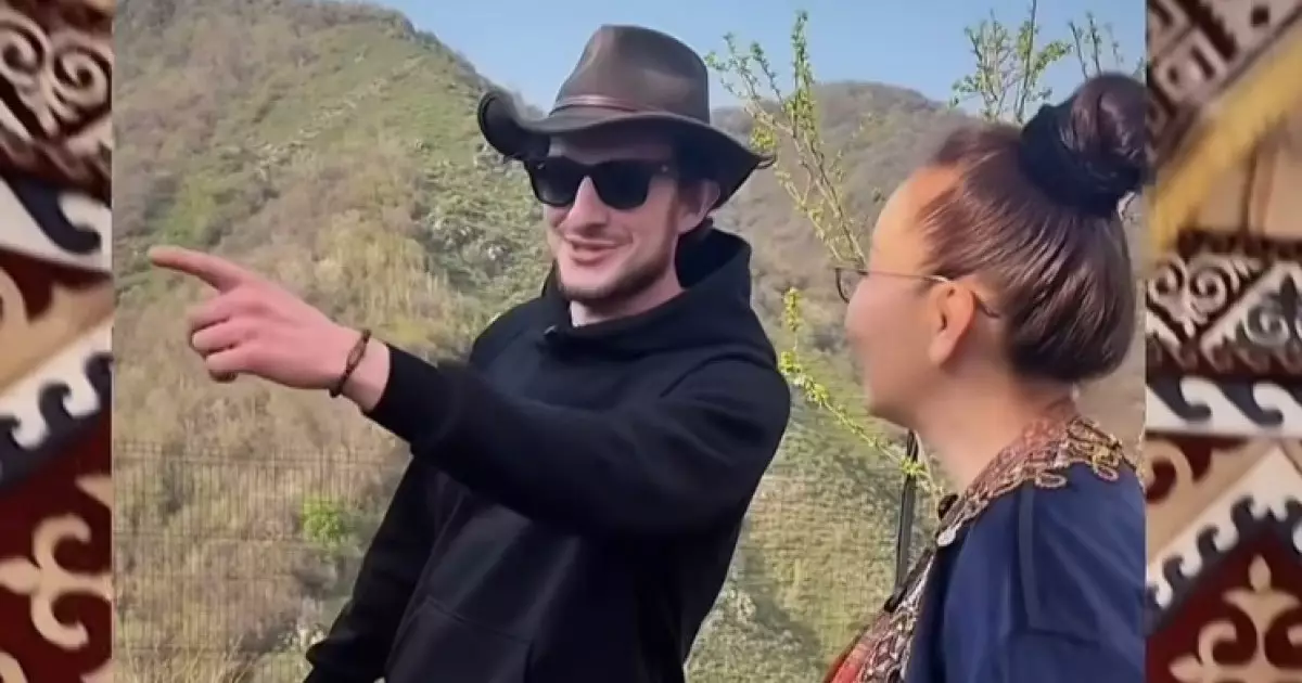  Баян Алагөзова америкалық блогерді қазақы дәстүрмен қарсы алды 