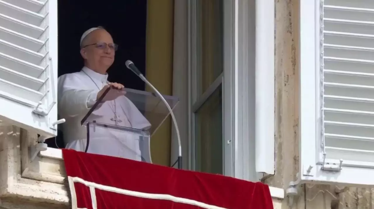 Папа Римский отправился в турне по Африке