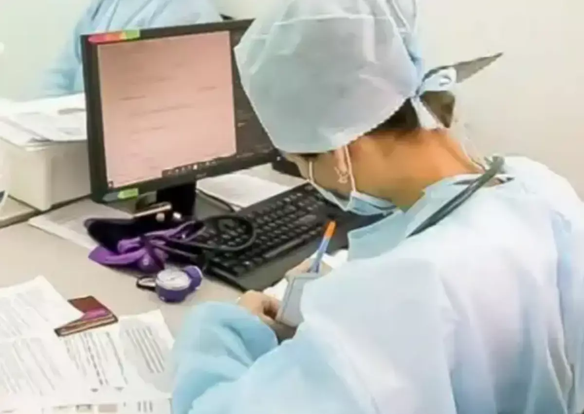 Медсёстры вместо врачей: в Казахстане изменилась система приема пациентов — к чему это привело - новости на Lada.kz 13.04.2026