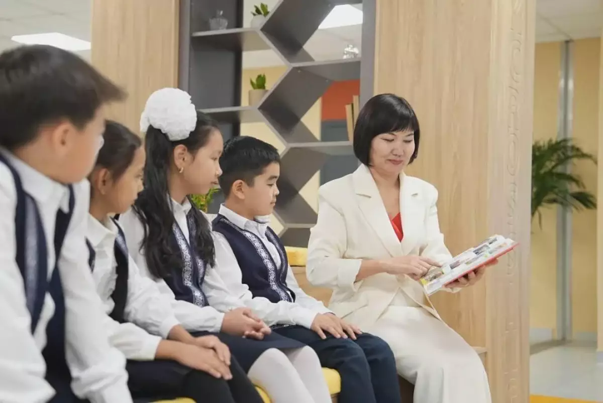 Балалар кітапханасы: елімізде білім беру ұйымдарында балалар әдебиеті онкүндігі басталды