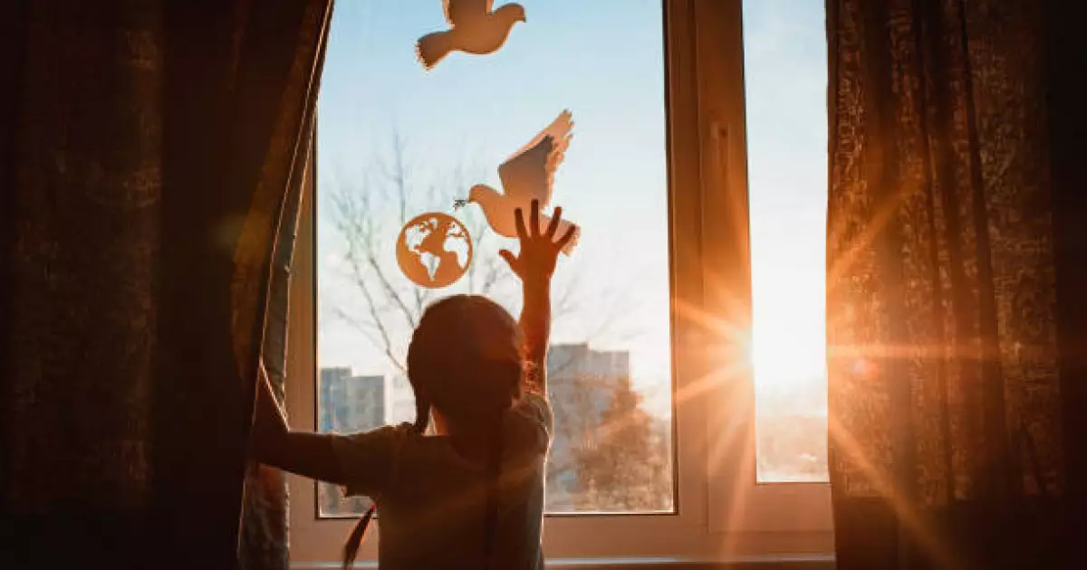  Петропавлда 3 жасар бала терезеден құлап кетті 