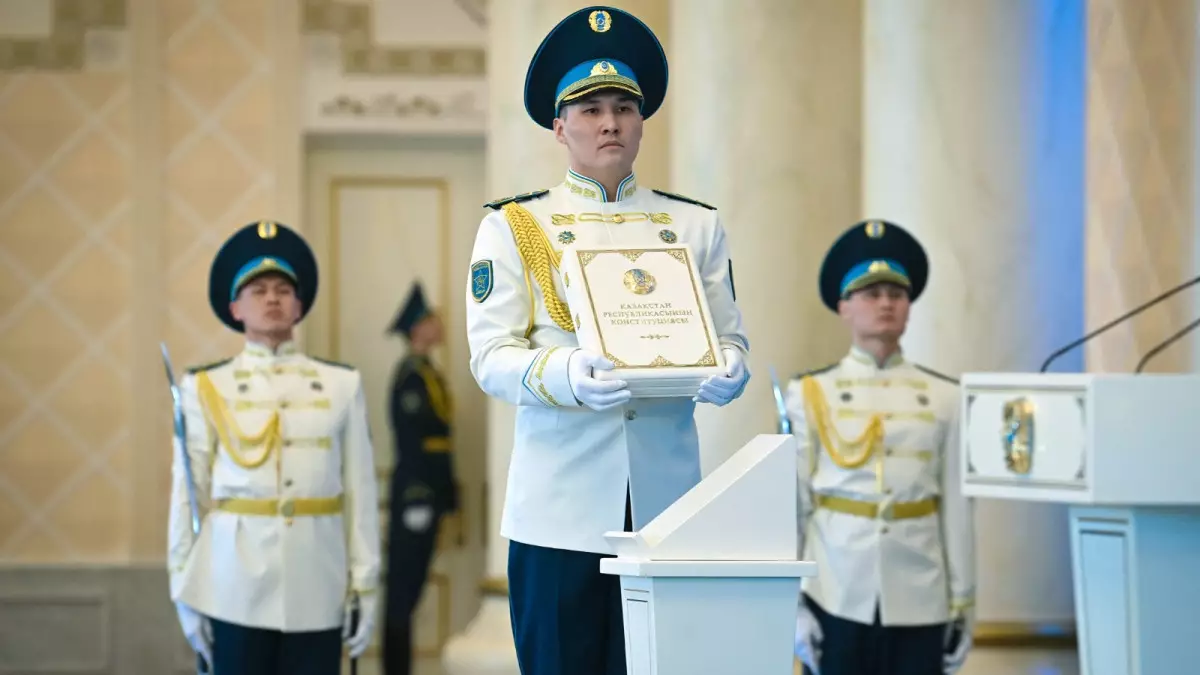 Қазақстанның жаңа Конституциясы: Балалар мен отбасы институтын қорғау қалай күшейтілді