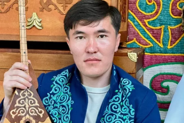 Мұхамет Тілеубай. Әуен – майда, сөз – шерлі, күй – өтпелі