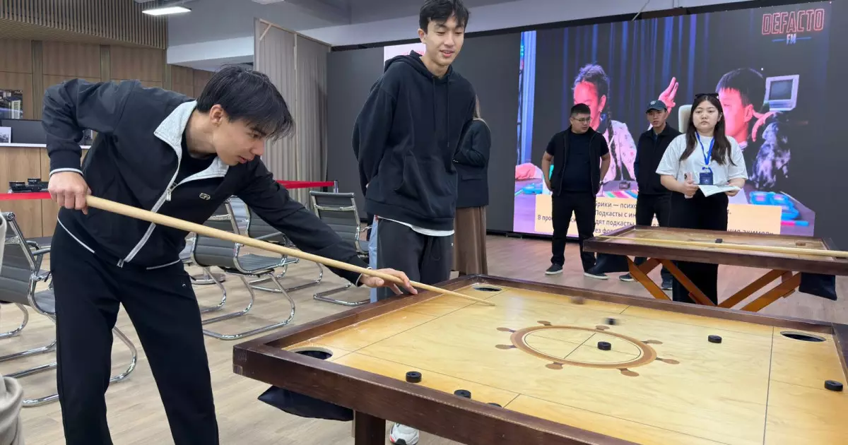   ҚазҰУ-да инклюзивті үстелүсті чемпионаты өтті   