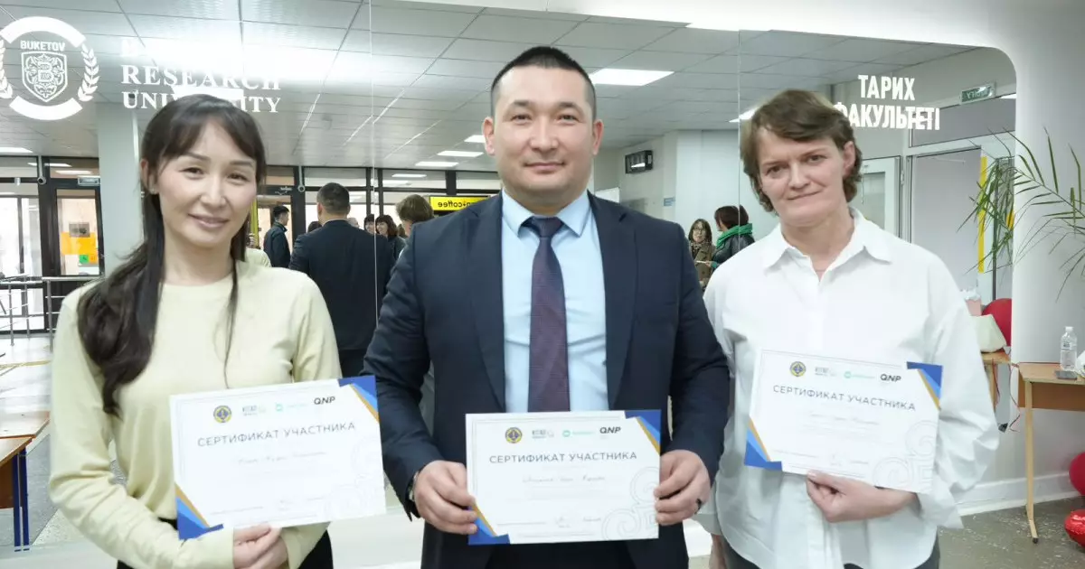  Қарағандыда кітап оқитын үздік мемлекеттік қызметкерлер анықталды 