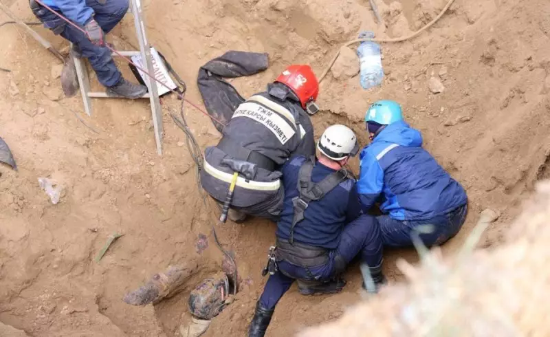Рабочие погибли в результате обвала грунта в Павлодарской области