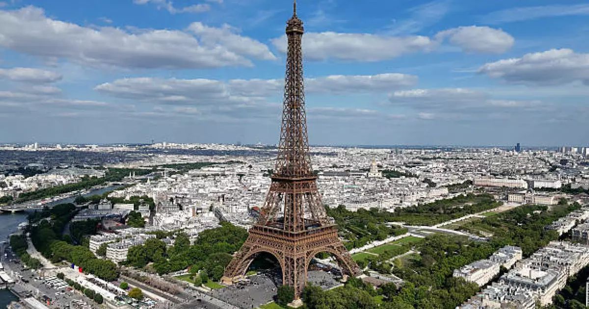  Қалай Эйфель мұнарасының `иесі` атануға болады? 