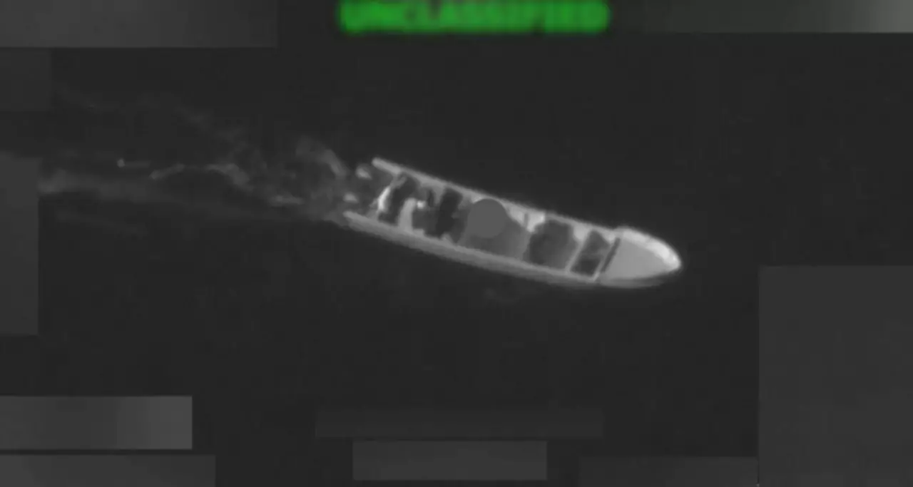 США нанесли удары по судам в Тихом океане