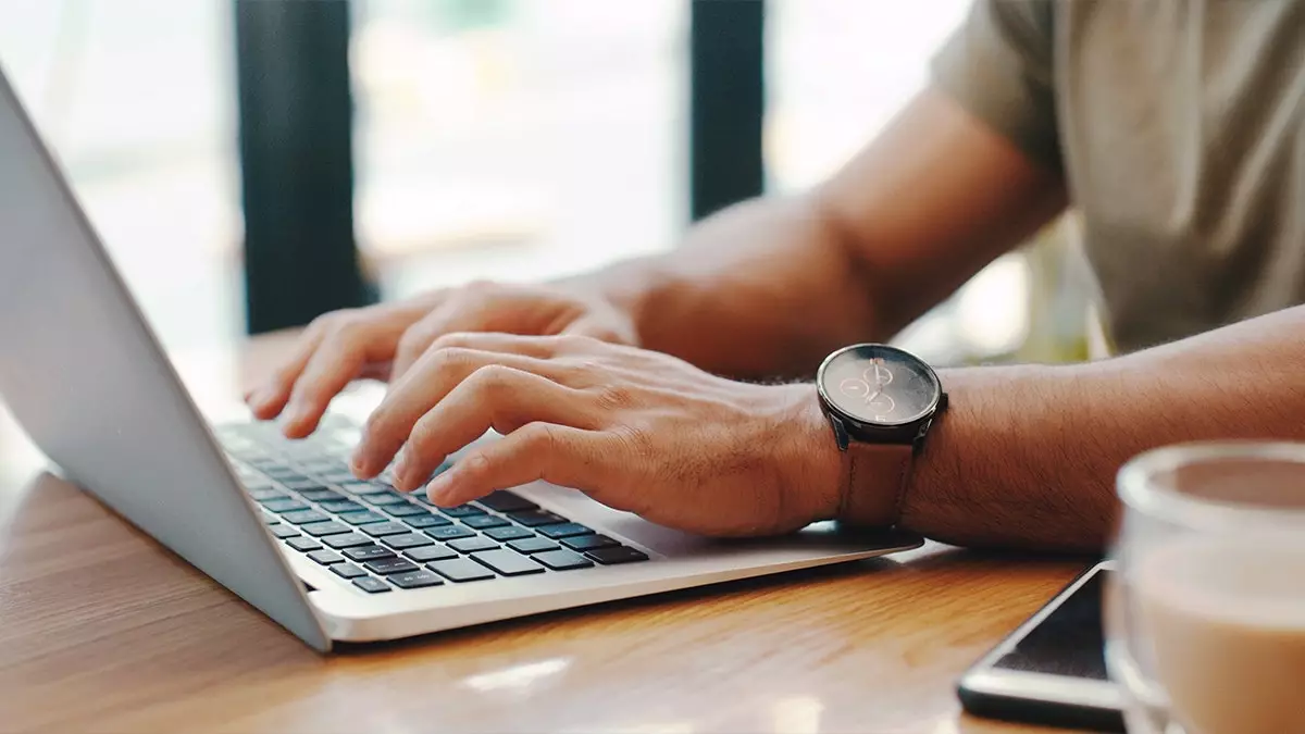 ИИ теперь используется для проведения кибератак, предупреждает Microsoft.