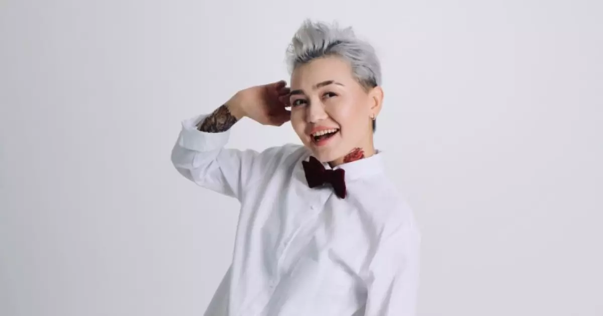  Жігітпен жатқан қыздың мүсіні өзгереді - әнші Гүлмира Ізбасхан 