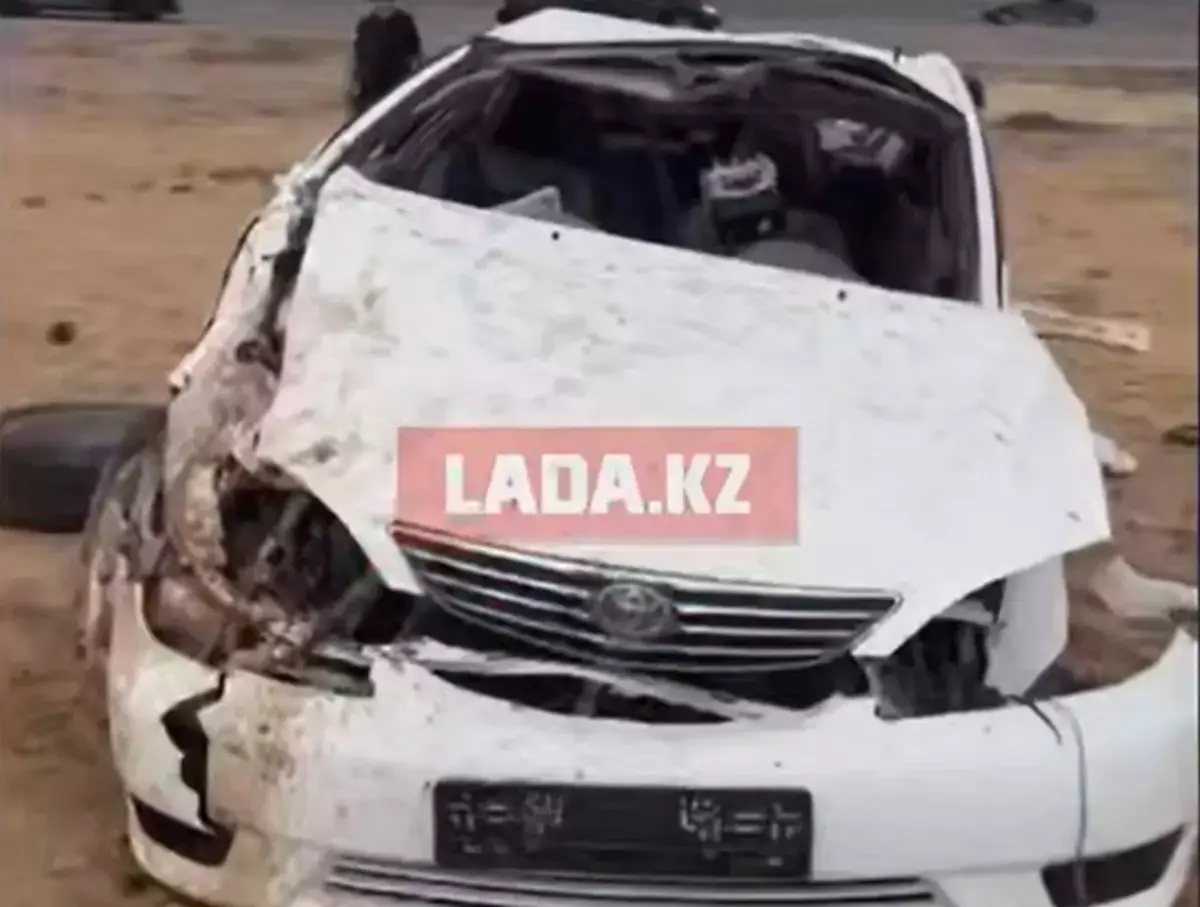 Автомобиль перевернулся на трассе Жетыбай – Жанаозен - новости на Lada.kz 13.04.2026