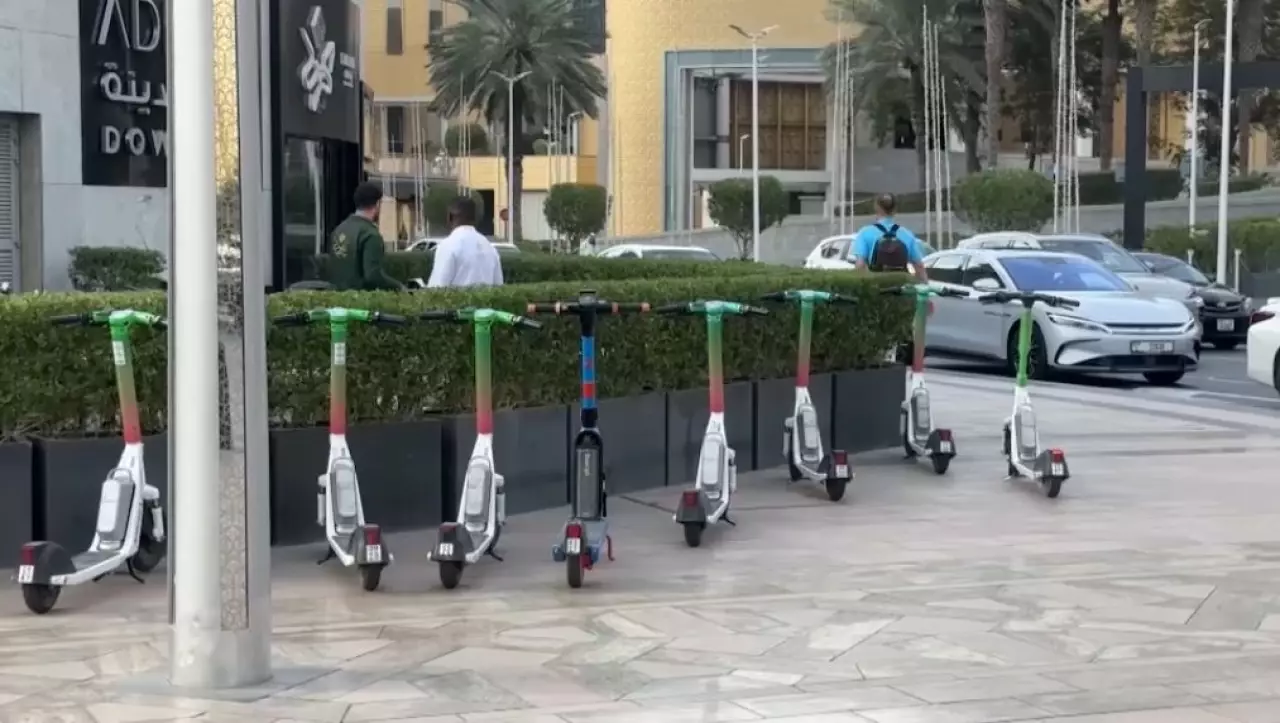 Дубайда самокаттарға бақылау күшейді