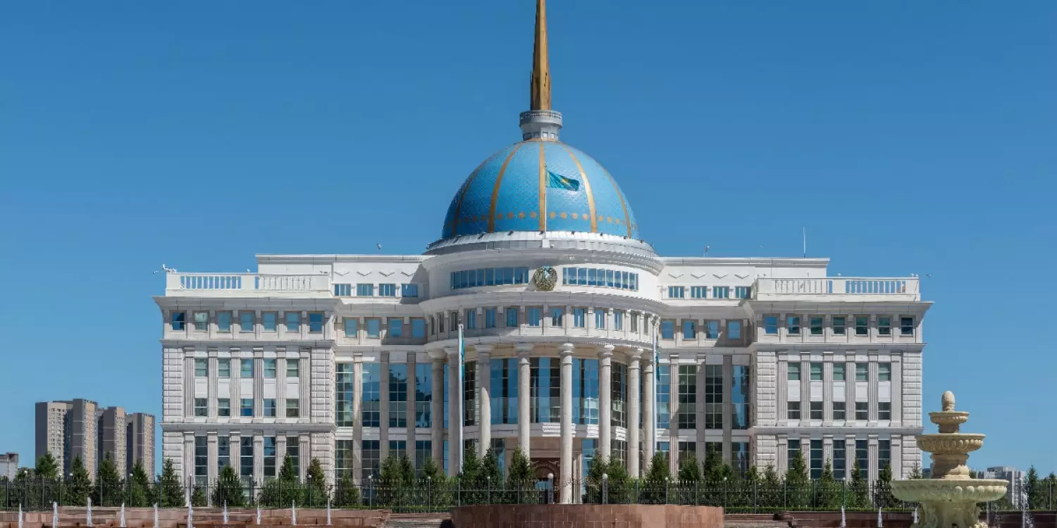 Зауыт көп болғанымен пайда жоқ: Экономист Қазақстанға Қытай қателігін қайталамауды ескертті