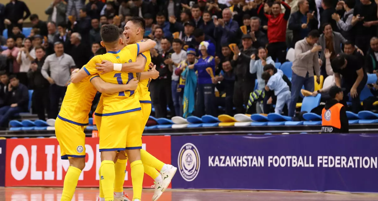 Футзалдан Қазақстан құрамасы Әзербайжанды ойсырата ұтты