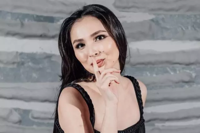 «Дүркіретіп той жасасам да болар еді»: Қайрат Нұртастың әйелі туған күнінде әсерлі жазба жариялады