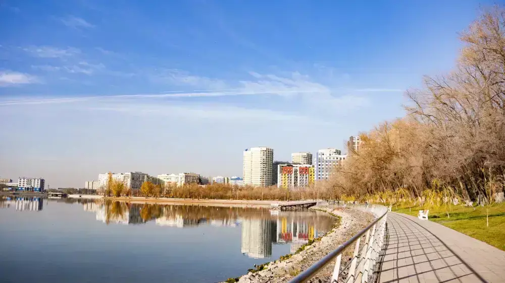 В Алматы передумали пробивать Жубанова на восток и строить мост через Сайран