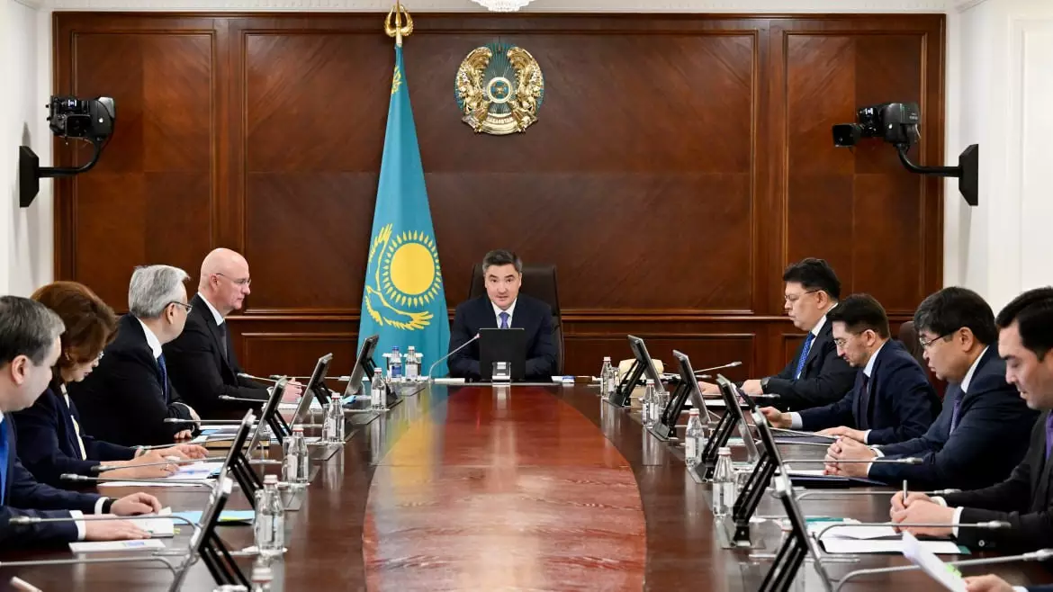 "Экономикалық өсім жоспарланған деңгейден төмен": Бектенов әкімдерге шұғыл тапсырма берді