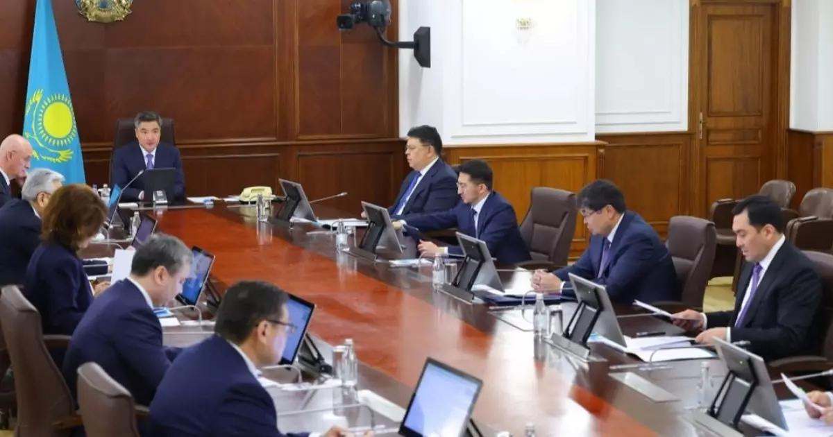  Олжас Бектенов министрлерге: Бос әңгімені доғаратын уақыт келді 