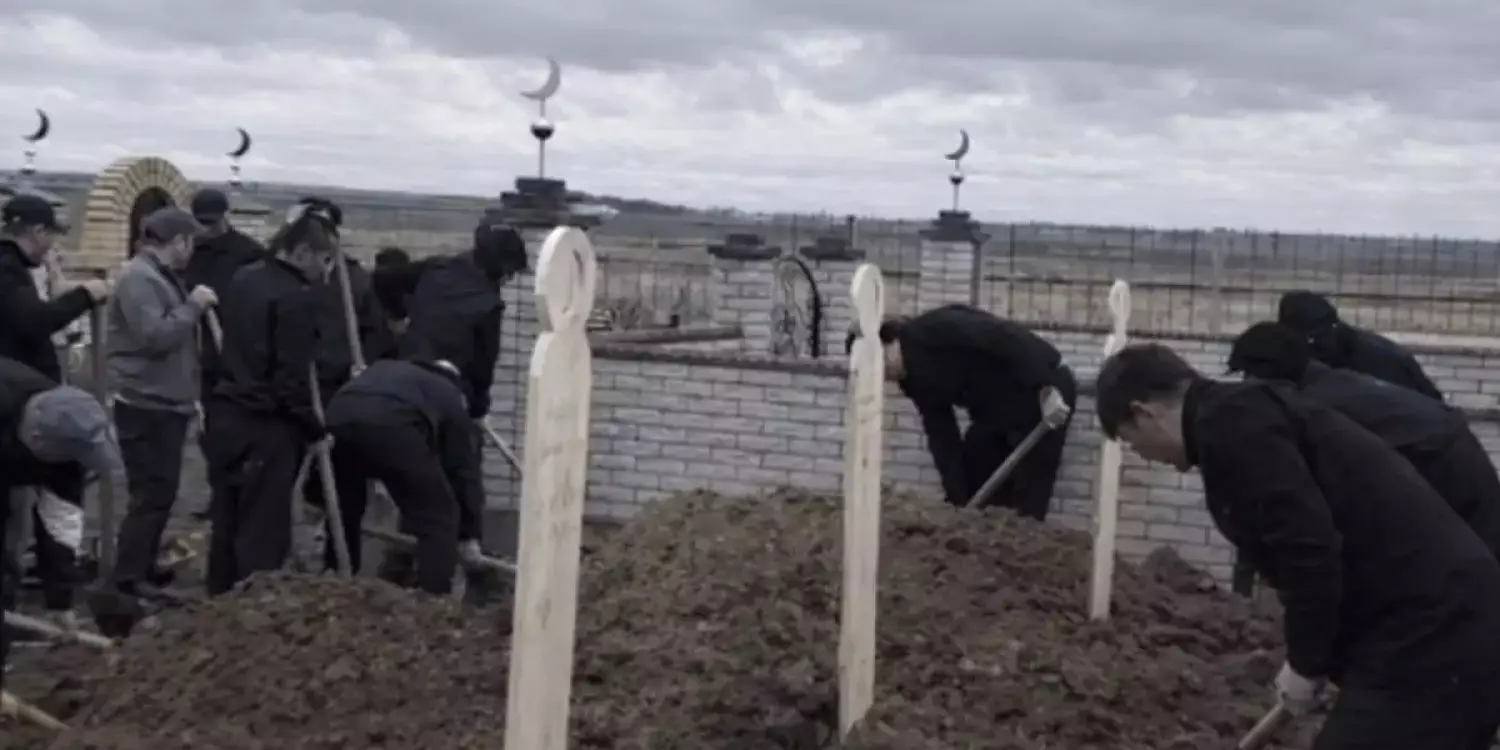 Астанадағы өрттен қаза тапқан үш баланы әкесі жер қойнына тапсырды