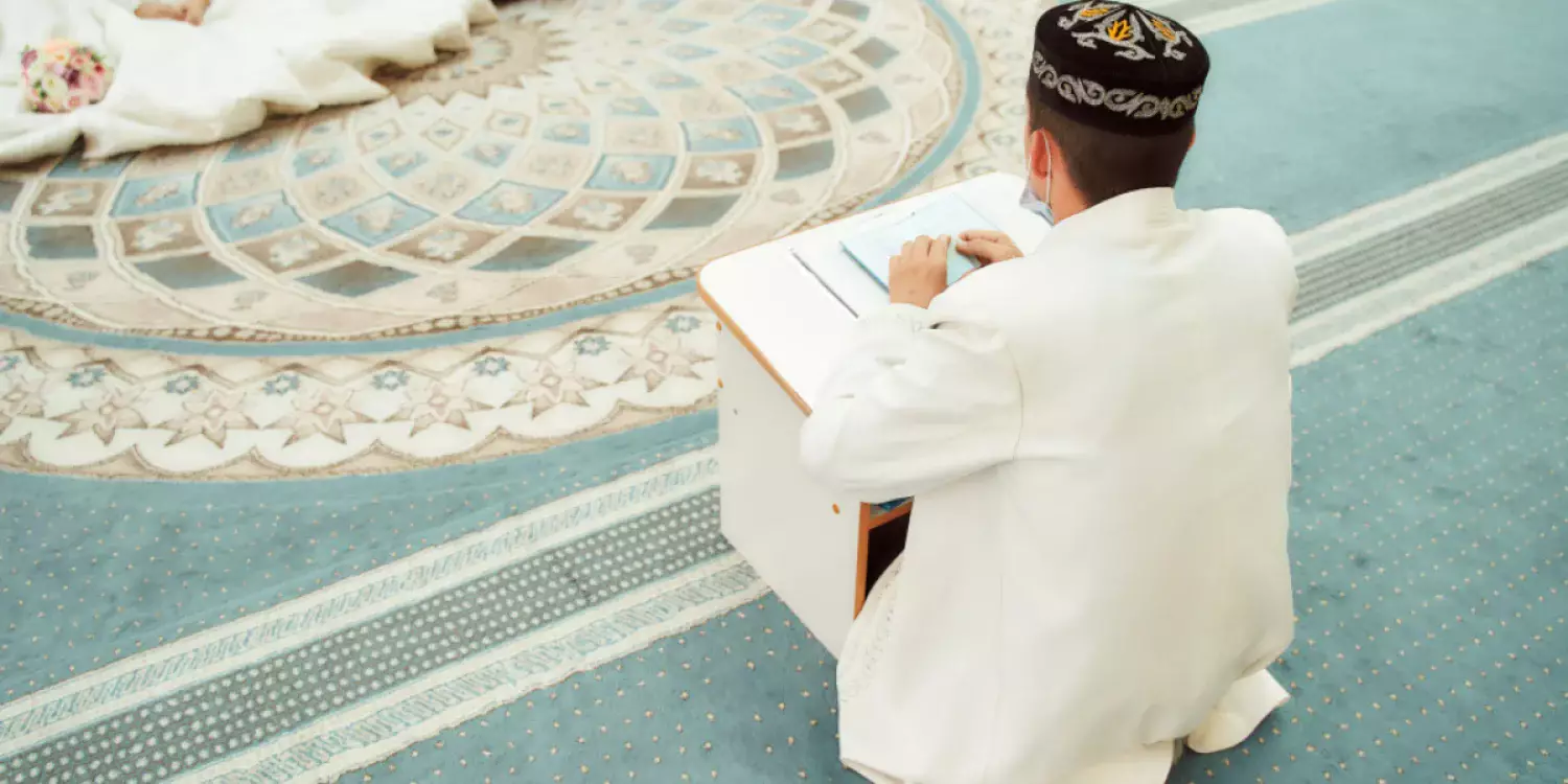 Атырау әкімінің туысы: Мүфтият педофилдің жаназасына қатысты пікір білдірді