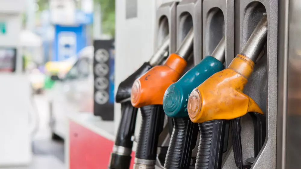 Бектенов дал новое поручение по ценам на бензин