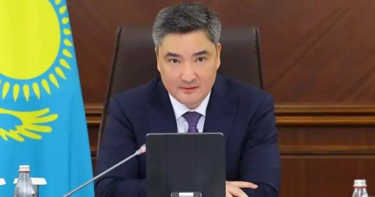  `Ұйымдасқан топтар заңсыз әрекет етеді`: Бектенов нарықта тәртіп орнатуды тапсырды 