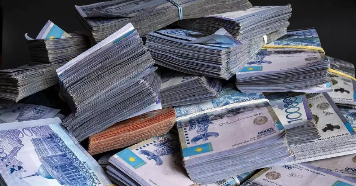  Казахстанец прогулял работу и отсудил у компании миллионы 