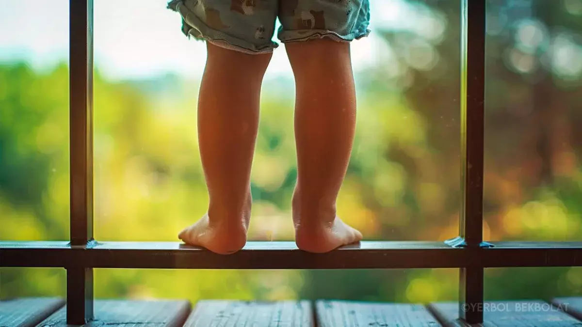 Ақмола облысында 5 жасар бала алтыншы қабаттан құлап, көз жұмды