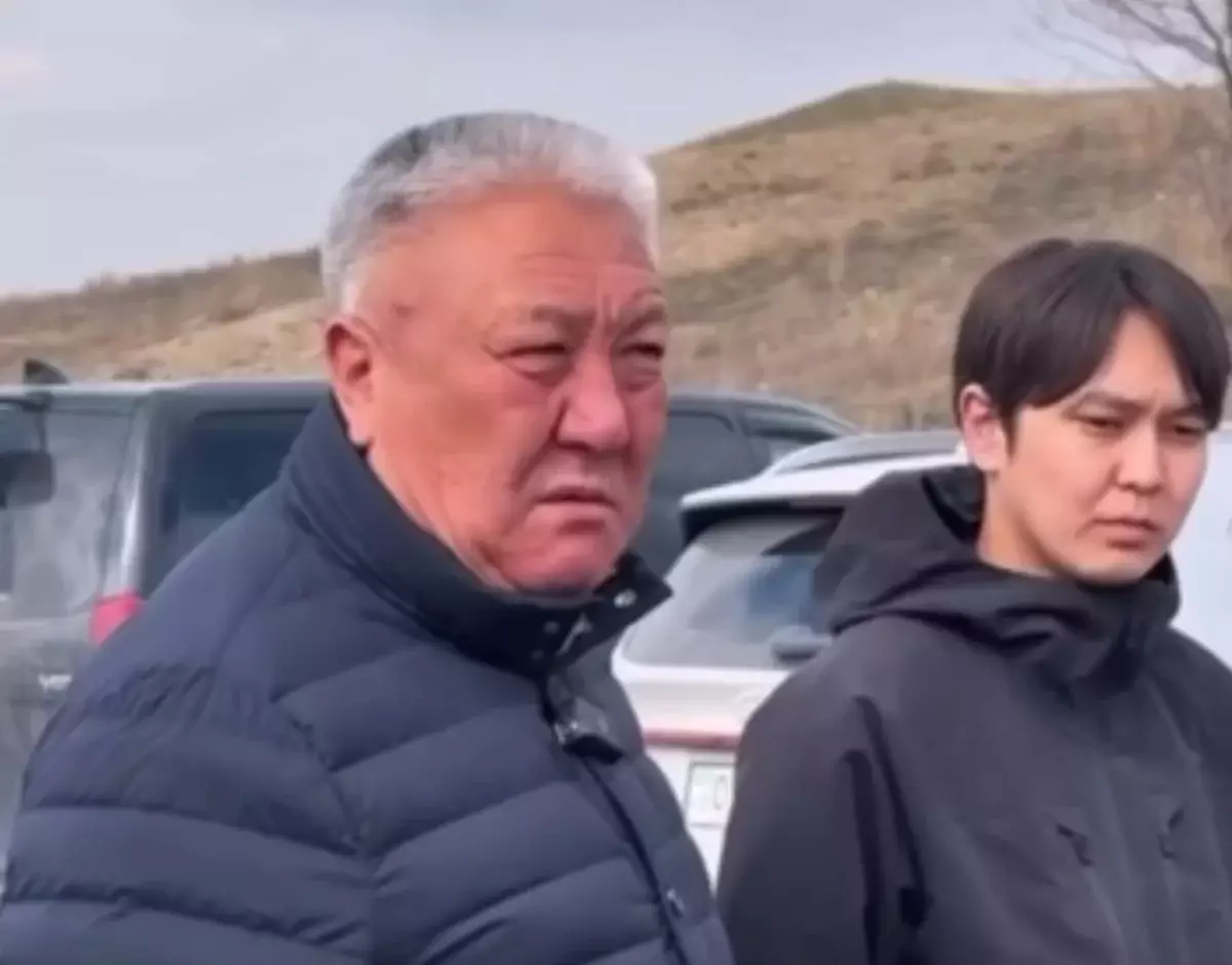 В Усть-Каменогорске оштрафовали студента, защитившего девочек от извращенца