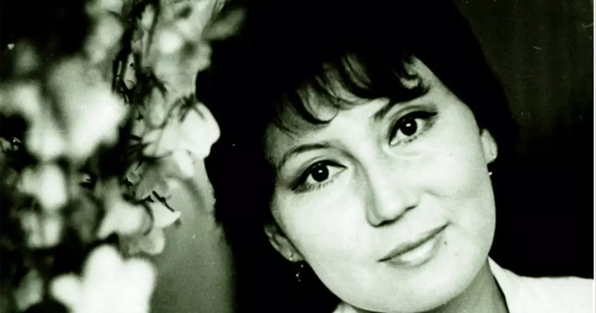  `Сырт көздің сұғы жаман`: Мәдина Ералиеваның еш жерде жарияланбаған жазбасы тарады 