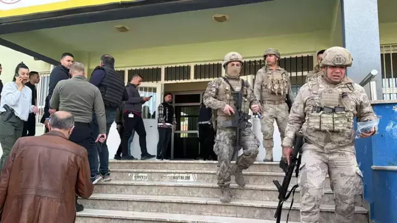 Юноша устроил стрельбу в турецкой школе и покончил с собой