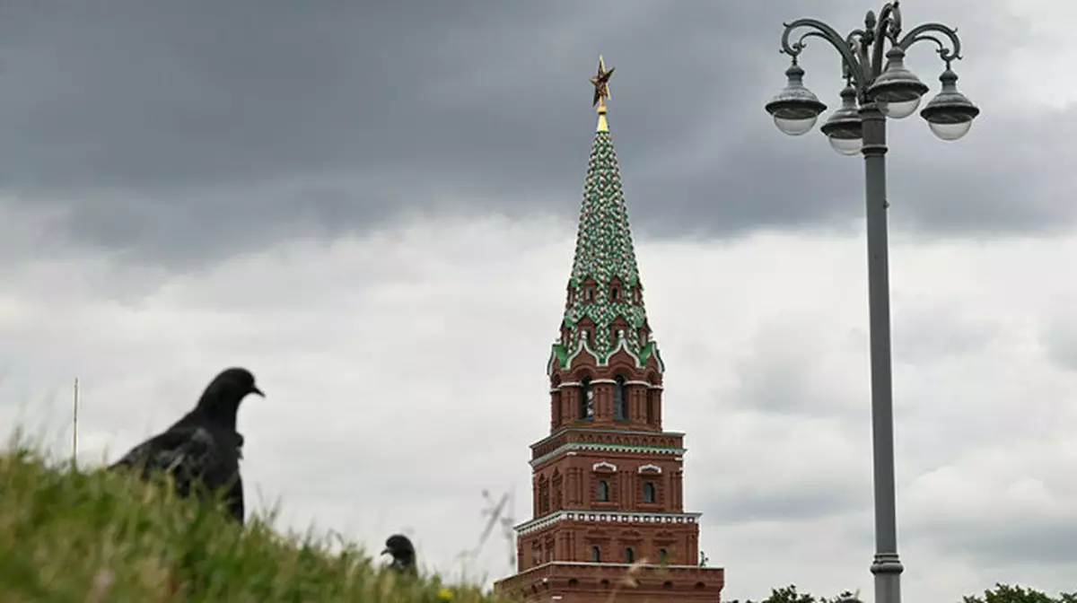 Bloomberg: Кремль может замедлить ужесточение контроля над интернетом из-за падения рейтинга Путина