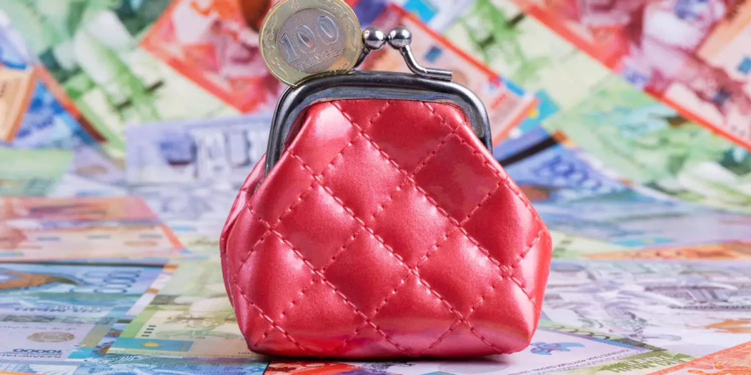 Елімізде ең төменгі жалақы 150 мың теңгеге көтерілуі мүмкін