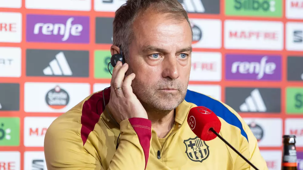 Тренер “Барселоны“ пожаловался на газон перед судьбоносным матчем ЛЧ
