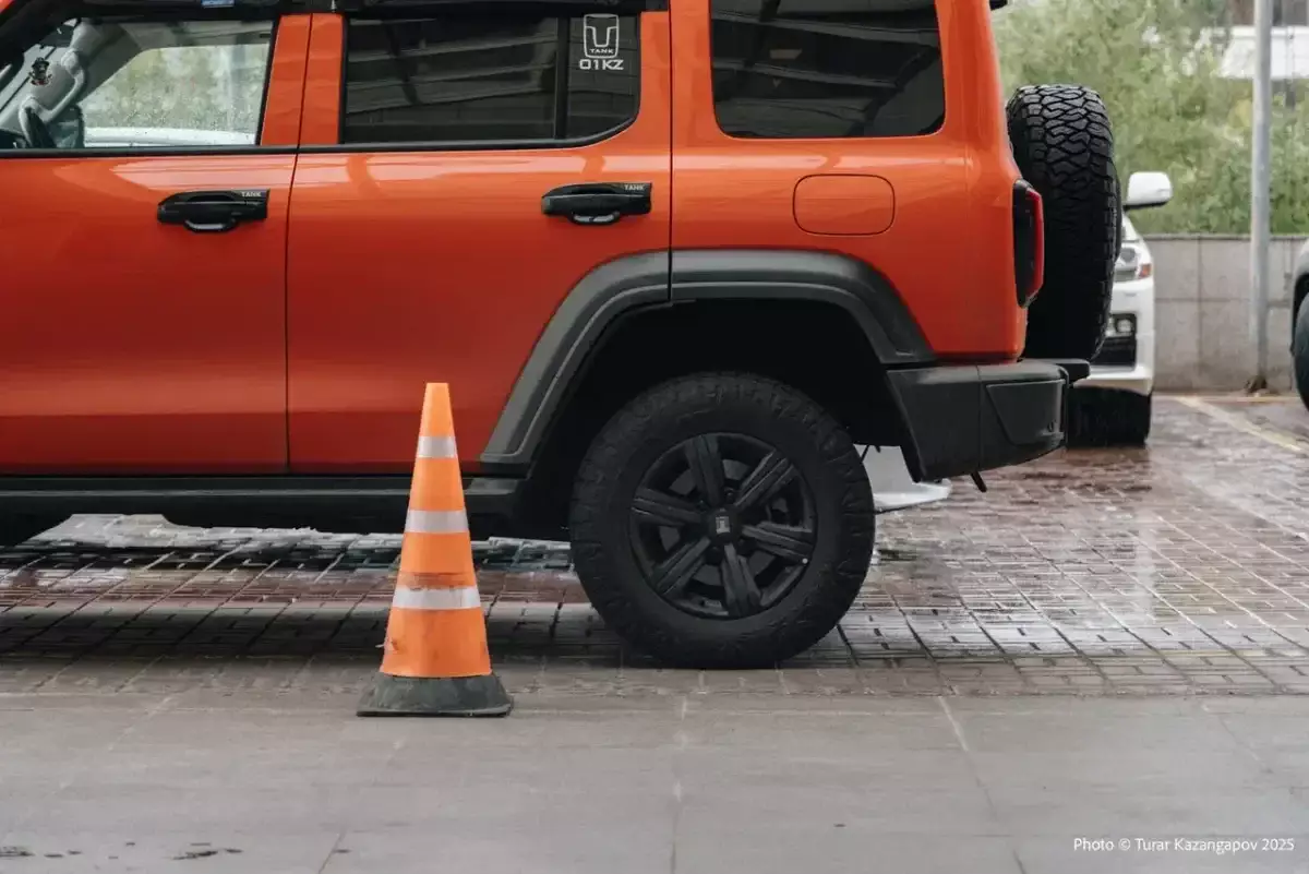 Казахстанцам грозит штраф 43 250 тенге за опасную парковку