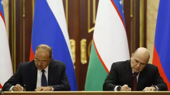 Узбекистан и РФ продолжат наращивать долю нацвалют во взаиморасчетах