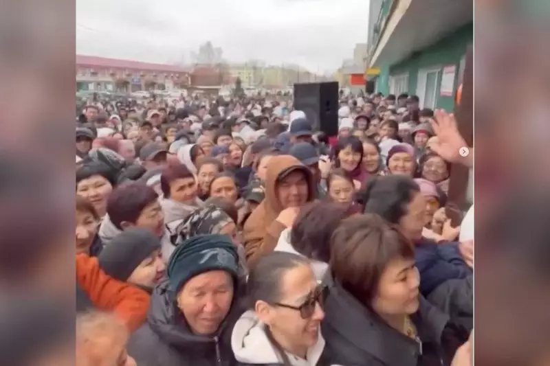 Раздача плова и дешёвая обувь обернулись давкой: предпринимателя наказали в ВКО