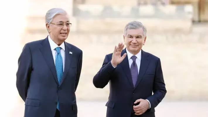 Токаев направил письмо Шавкату Мирзиёеву