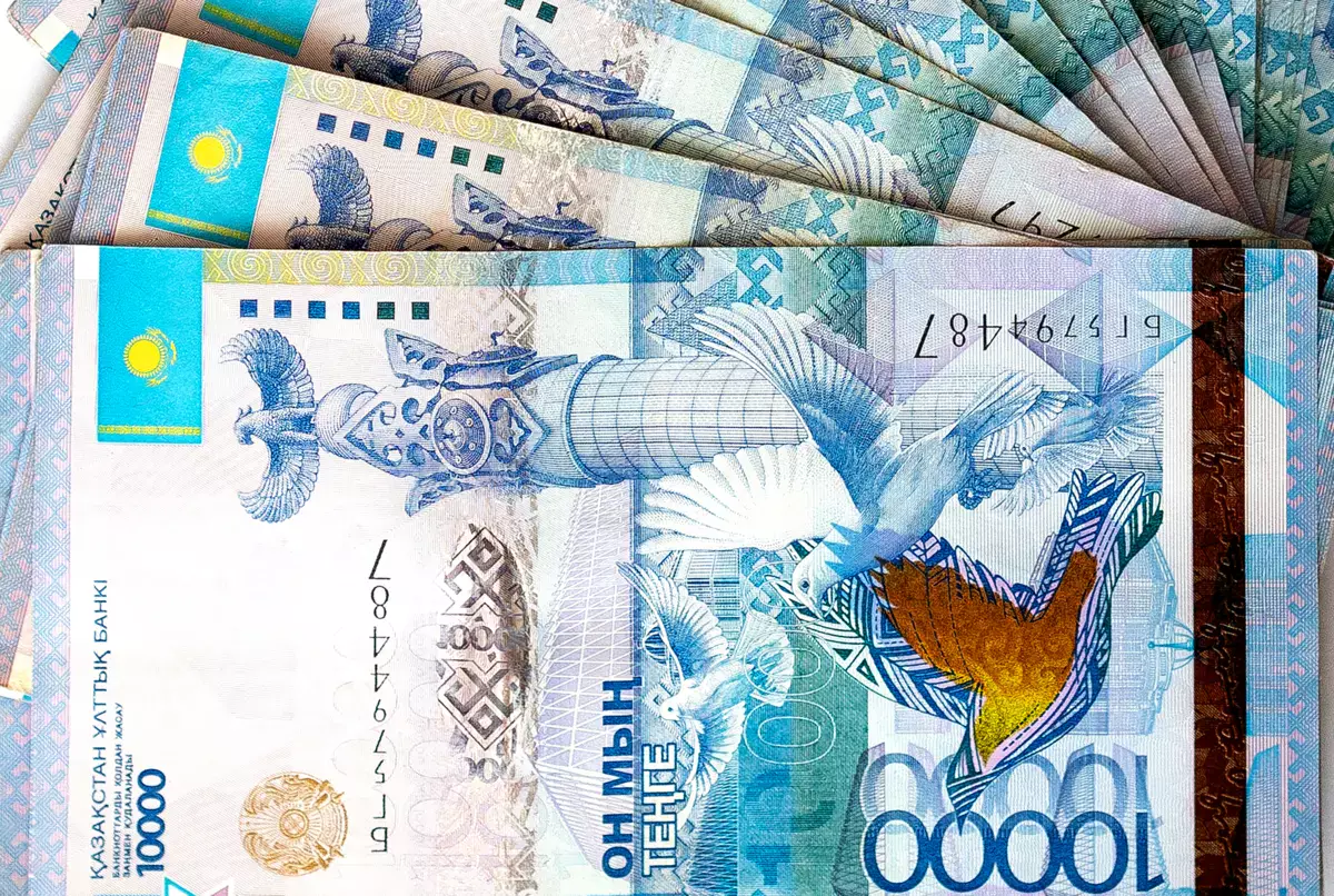 Будет сидеть! В Актау афера с «трудоустройством» в нефтяную компанию закончилась сроком заключения - новости на Lada.kz 14.04.2026