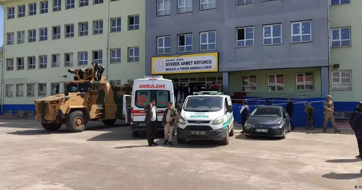   Түркияда оқу орнында атыс болып, 16 адам жарақат алды   