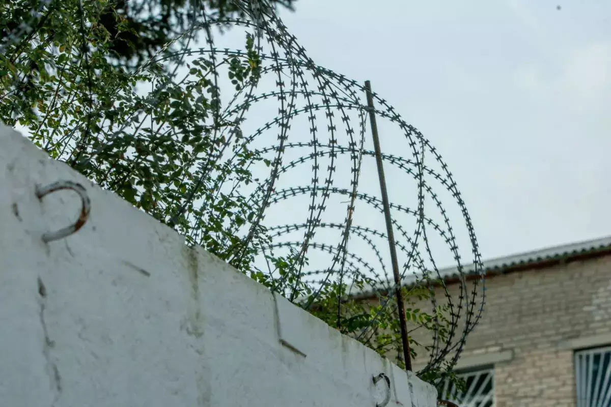 Жителя Жанаозена отправили в колонию из-за нарушения условий пробации - новости на Lada.kz 14.04.2026