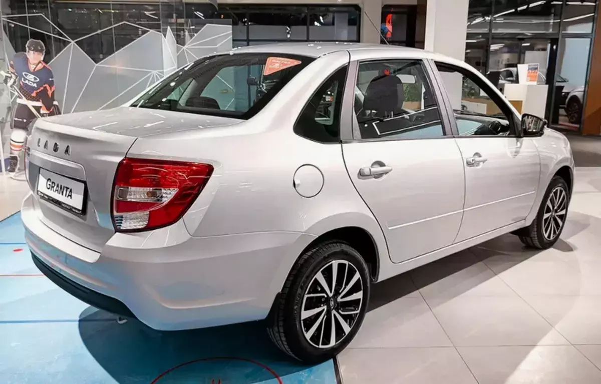 С 8 мая в Казахстане официально взлетят цены на ввезенные авто - новости на Lada.kz 14.04.2026
