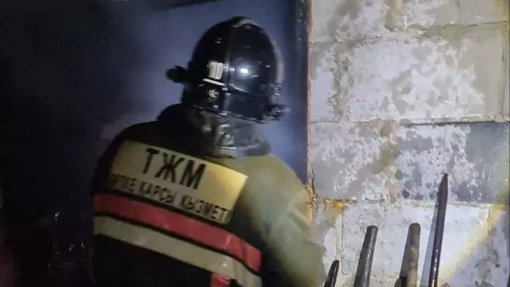 Хозяйственная постройка вспыхнула в Акмолинской области