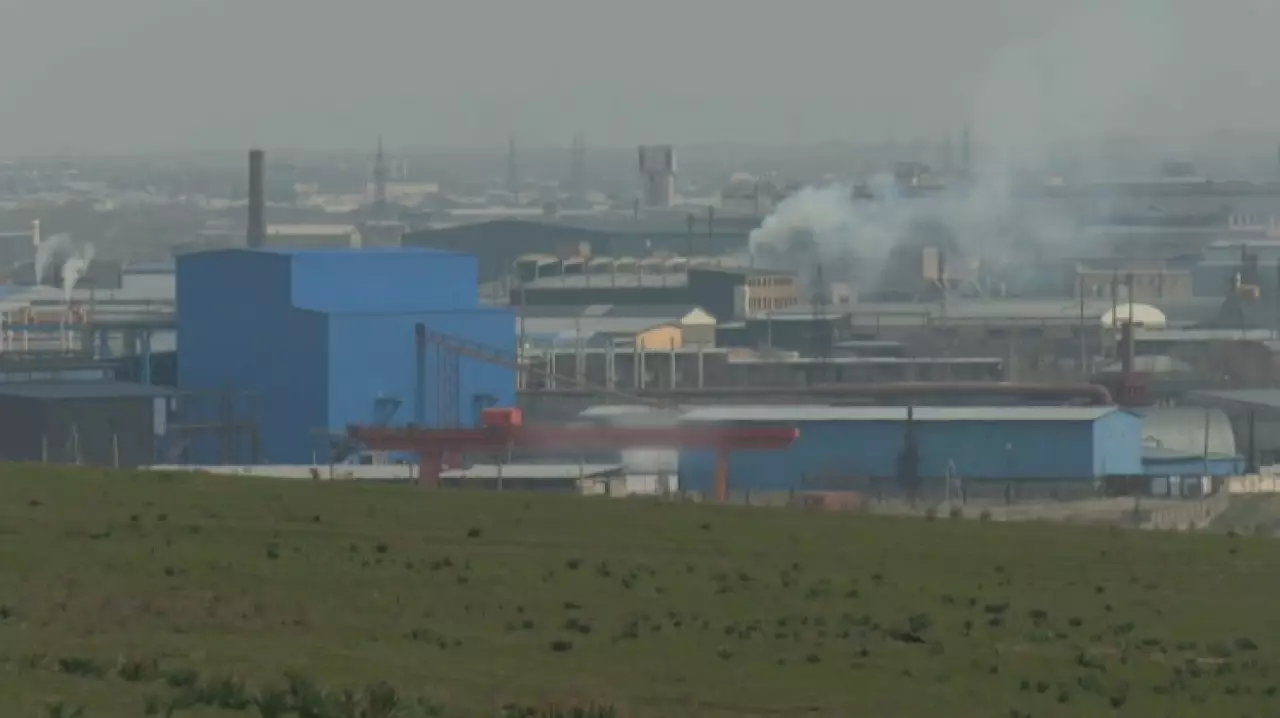 Тарифы на воду завышали в индустриальной зоне Шымкента