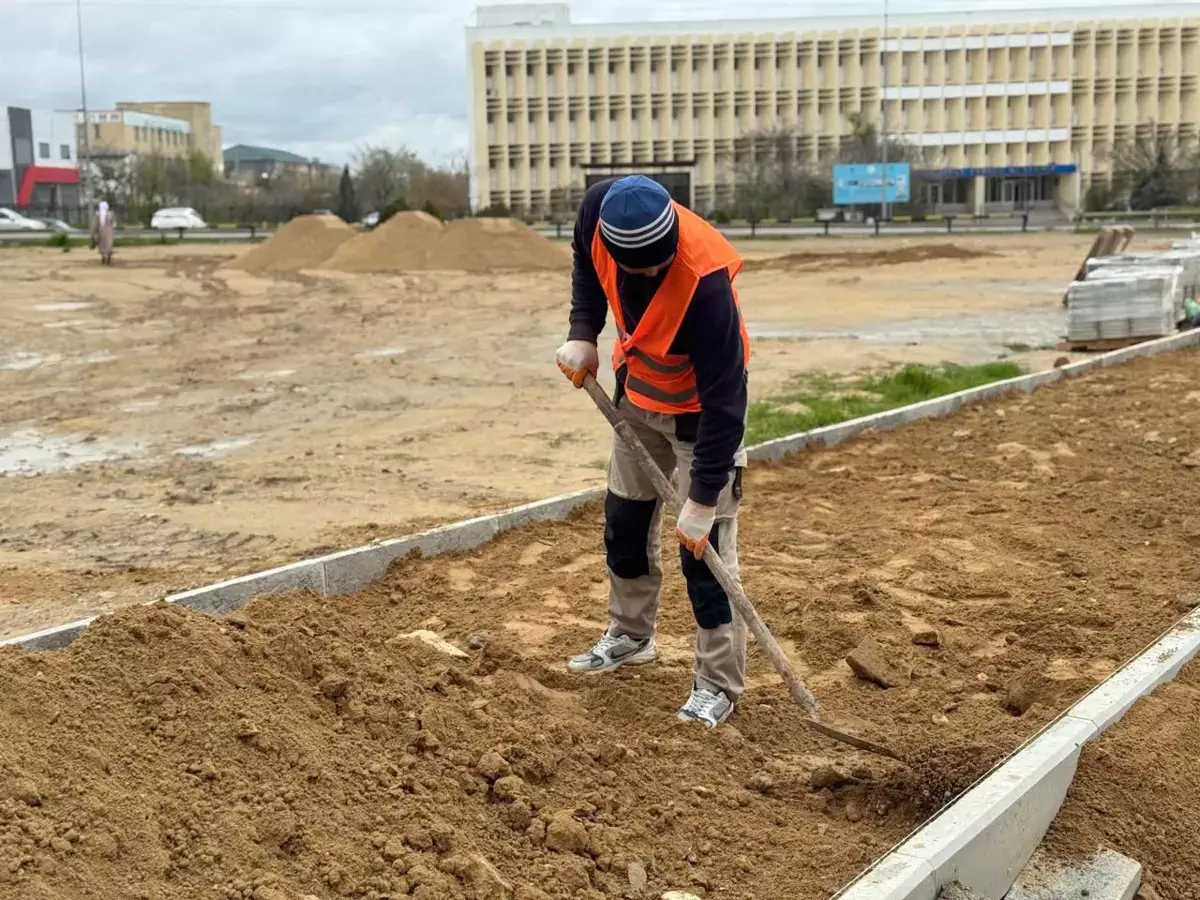 В Актау начали строить тротуар в 8А микрорайоне - новости на Lada.kz 14.04.2026